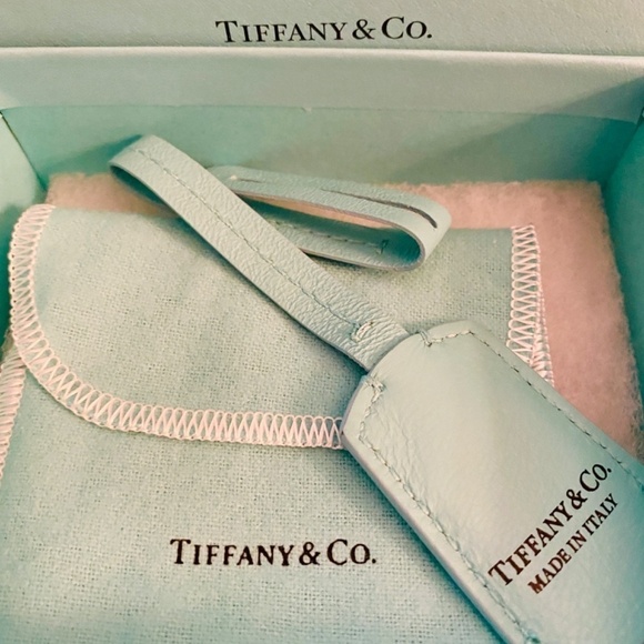 New Tiffany & Co Leather Hangtag Bag Charm with Box - Picture 5 of 5
